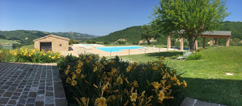 Amico Country House Serra San Quirico Екстер'єр фото
