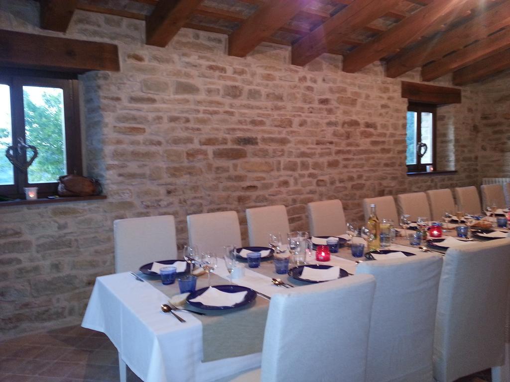 Amico Country House Serra San Quirico Екстер'єр фото